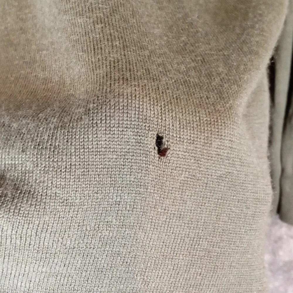Banana Republic classic crewneck